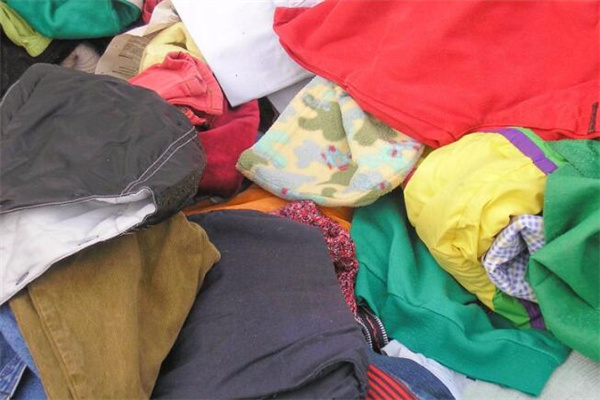 回收衣服加盟旧衣服回收好吗