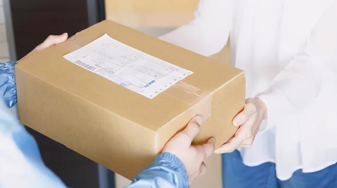 延迟配送的快递怎么处理（内附快递服务行业标准相关规定） 