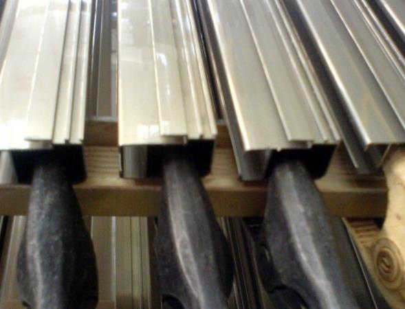 铝型材氧化着色颜色不一致的三点原因