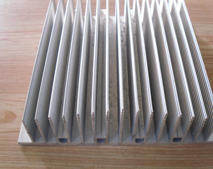 散热器铝型材的挤压技术