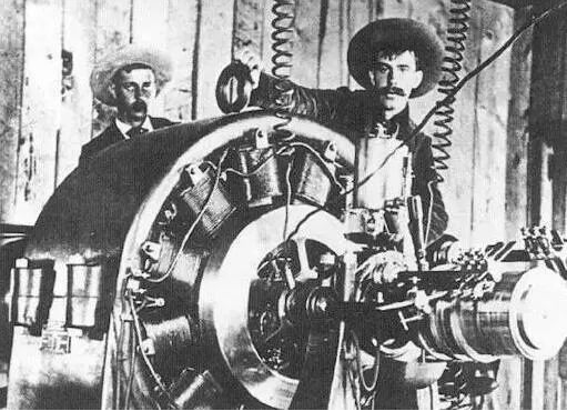 电为啥要分交流、直流？