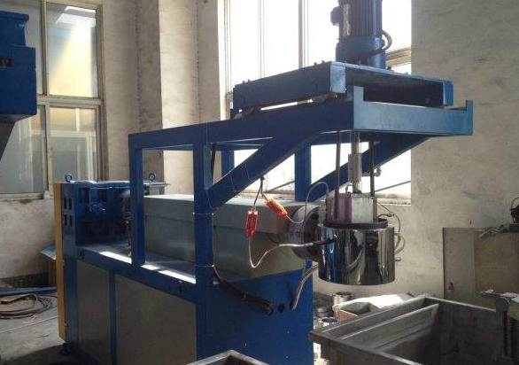 浅谈中拉丝机生产过程中的注意事项