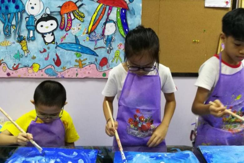 一石少儿美术课堂图