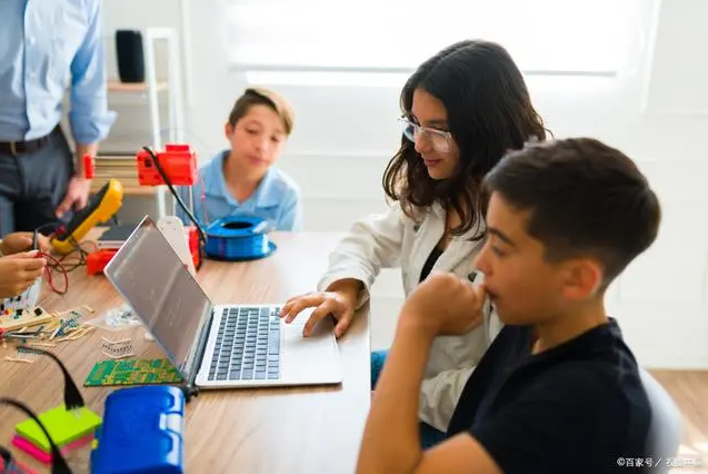 应该怎么学少儿编程?它会给孩子们带来哪些编程外的收获?