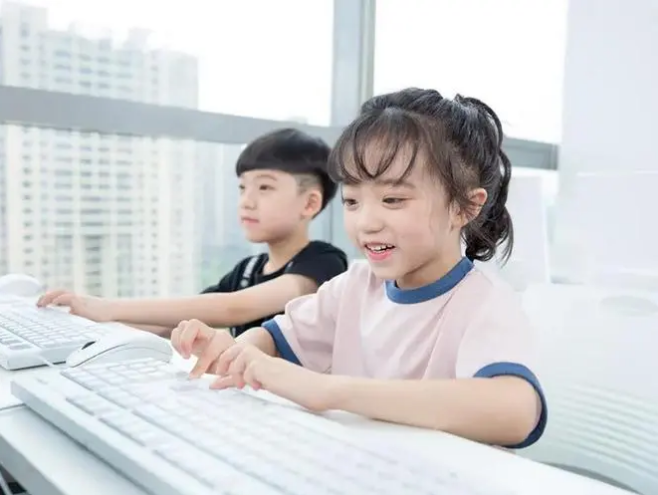 孩子学编程哪个品牌好，家长如何选择少儿编程培训机构？