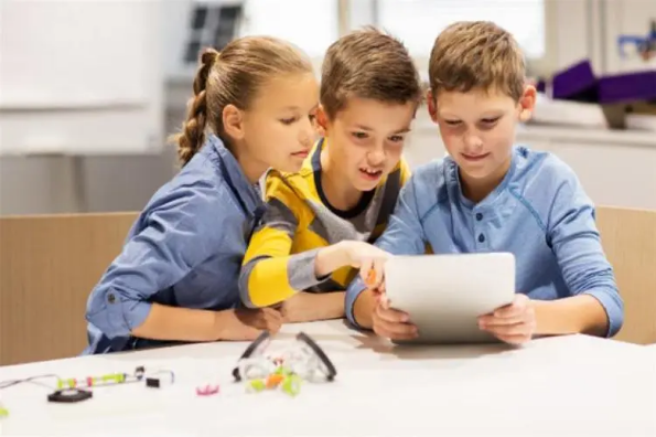 少儿编程培训机构加盟哪家好？