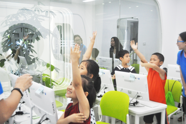 上海小码王机器人编程和少儿编程到底怎么选