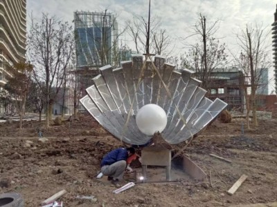 鹤壁城市景观雕塑 镜面不锈钢雕塑 珍珠宝扇雕塑安装图