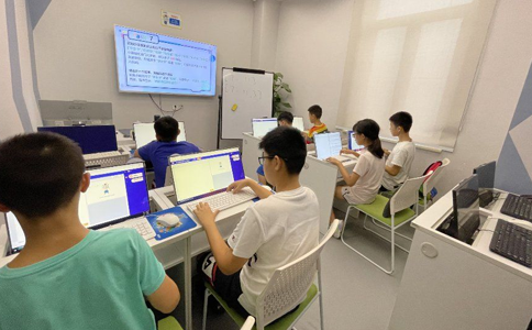 小码王少儿编程收费标准