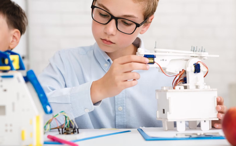 小码王机器人课程