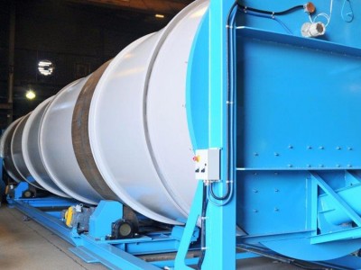 回转滚筒式发酵器