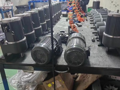 畜牧机械专用齿轮减速机,东本机减速,东本马达,东本电机