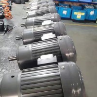 制袋机专用齿轮减速机，东本减速机，东本电机，东本厂家直销