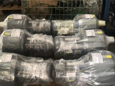 装箱机专用齿轮减速机，东本齿轮减速机，DCG减速电机