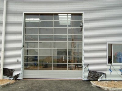 4S店大门-透明提升门-凯亿斯门业