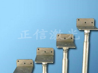 机械手焊接汽车配件连续光纤激光焊接机图4