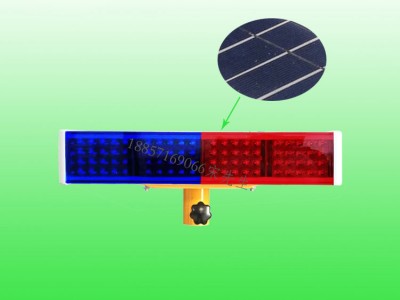 山东一体式太阳能警示灯 小红蓝警示灯交通设施厂家图2