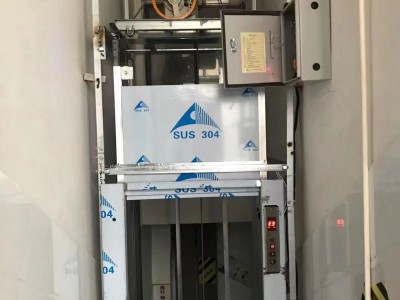 东莞凤岗塘厦黄江传菜电梯餐梯维修保养图3