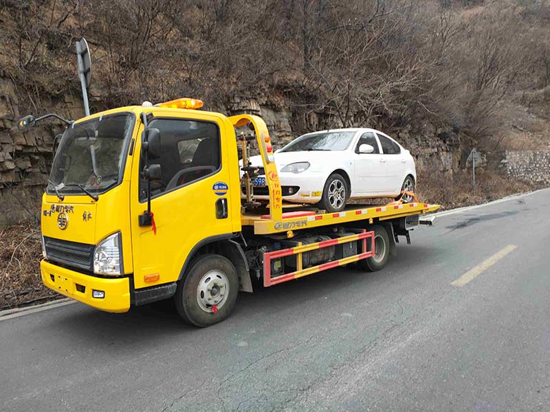 高速道路救援收费吗?高速拖车一次多少钱?