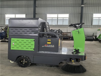 山东电动小型清扫车电动三轮扫地车厂家价格多少钱