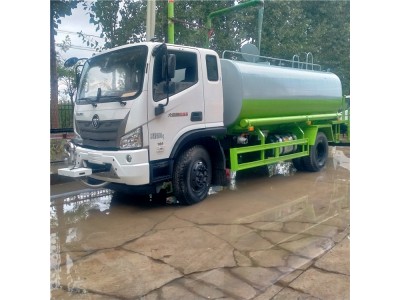 大庆环卫订购国六大型电子炮洒水车12吨雾炮喷洒车山东厂家***价格