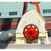 方解石重锤式破碎机，上海山卓环保装