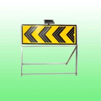 道路施工太阳能导向牌 led线形诱导标