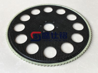CNC雕刻加工铣沉倒圆角齿轮 3K全碳板加工碳纤维板精雕代加工现货