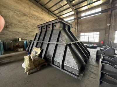 立式 SCR 脱硝反应器