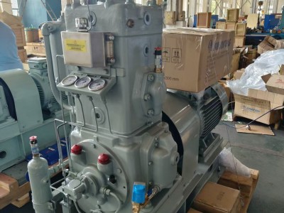 WP60/WP110 水冷式船用二级活塞空气压缩机